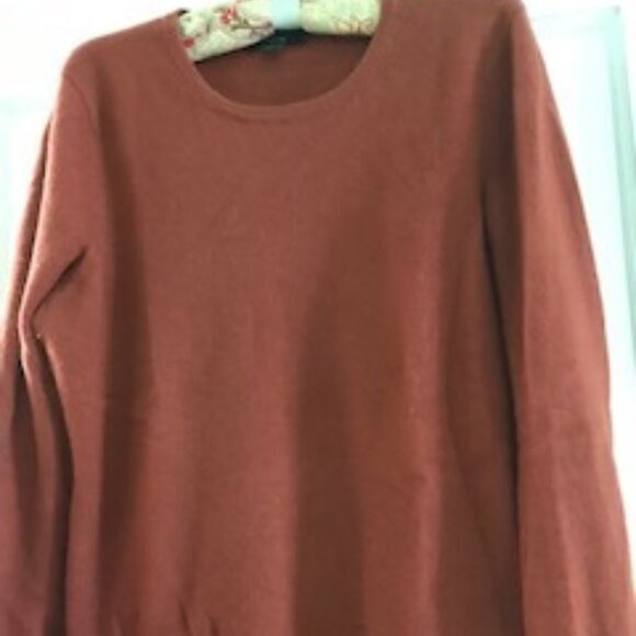 Cashmere sweater - Picture 1 of 3